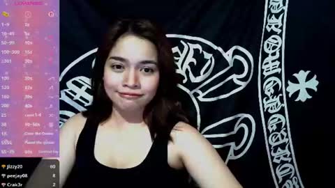 _preciousmoira online show from June 24, 1:32 pm
