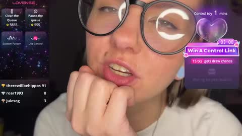  HADLY today day-off see u online 0112  online show from March 12, 8:41 pm