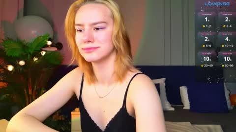 im Amy online show from November 26, 6:25 am