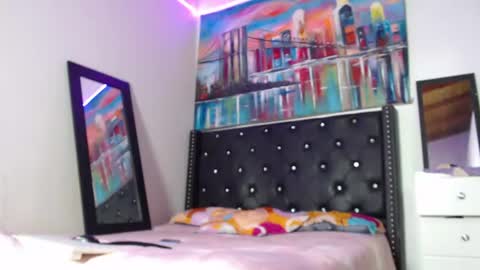 Snapshot of _ravenna_ chatting on August 3, 10:35 pm Samara Romero online show from August 3, 10:35 pm