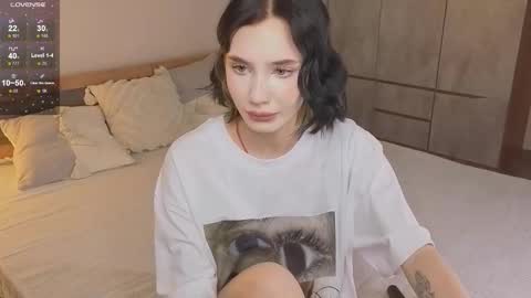 LISSAPVT IS OPEN online show from October 25, 3:18 pm