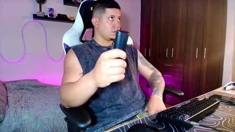 Roberto online show from March 9, 12:53 pm