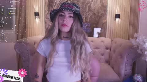Snapshot of _sabrinaa_1 chatting on November 7, 8:09 pm Sabrina online show from November 7, 8:09 pm