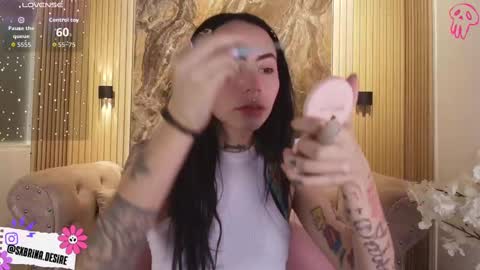 Snapshot of _sabrinaa_1 chatting on November 16, 2:33 pm Sabrina online show from November 16, 2:33 pm