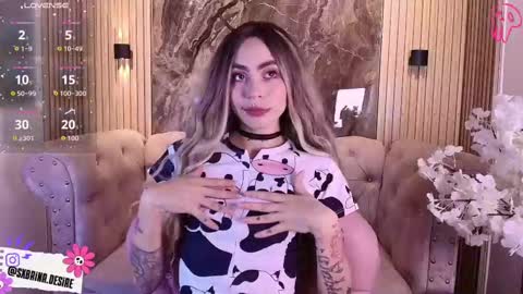 Snapshot of _sabrinaa_1 chatting on November 18, 8:35 pm Sabrina online show from November 18, 8:35 pm