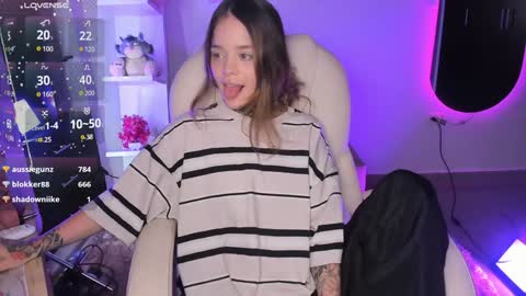   online show from January 10, 5:56 pm