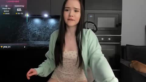 Snapshot of _sabrinasoft chatting on June 4, 8:15 pm Sabrina online show from June 4, 8:15 pm
