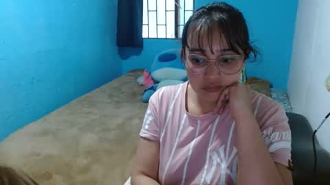 Snapshot of _sammanttha chatting on December 17, 10:22 pm Sammy online show from December 17, 10:22 pm