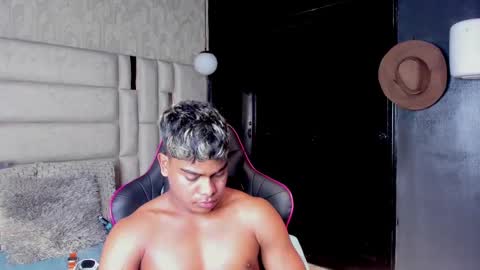 _sammy_ice online show from February 9, 1:14 pm