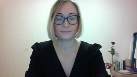 _sandyqueen__ online show from November 30, 6:56 pm