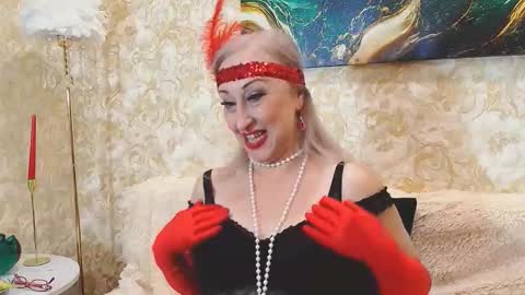 Sara online show from November 12, 8:04 am