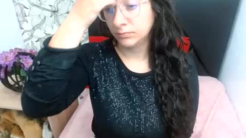 Snapshot of _saraximena_ chatting on June 11, 6:33 am _saraximena_ online show from June 11, 6:33 am