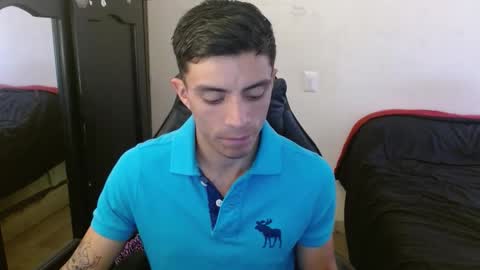 Snapshot of _schnnneider_ chatting on September 23, 1:58 pm SCHNEIDER online show from September 23, 1:58 pm