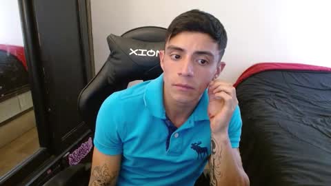 Snapshot of _schnnneider_ chatting on October 11, 6:50 pm SCHNEIDER online show from October 11, 6:50 pm