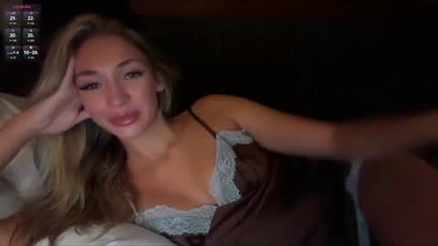 Kat online show from July 25, 2:47 pm