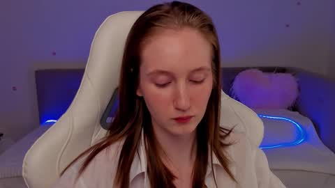 _secretelly_ online show from November 28, 3:42 am