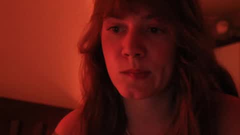 Snapshot of _sensualia_ chatting on December 29, 9:17 am Lia online show from December 29, 9:17 am