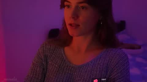 Snapshot of _sensualia_ chatting on September 8, 6:40 pm Lia online show from September 8, 6:40 pm