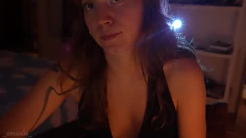 Snapshot of _sensualia_ chatting on September 10, 6:52 pm Lia online show from September 10, 6:52 pm