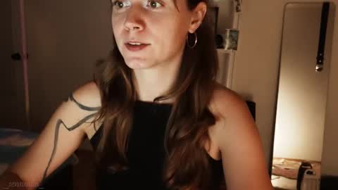 Snapshot of _sensualia_ chatting on September 26, 6:56 pm Lia online show from September 26, 6:56 pm