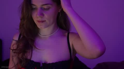 Snapshot of _sensualia_ chatting on March 22, 8:34 pm Lia online show from March 22, 8:34 pm