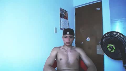 Juan Pablo-independent model online show from October 16, 9:49 pm