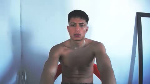 Juan Pablo-independent model online show from January 12, 9:09 pm