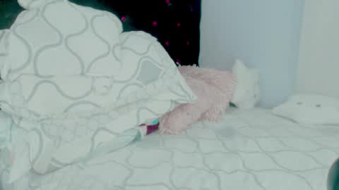 Alexa online show from December 15, 2:21 pm