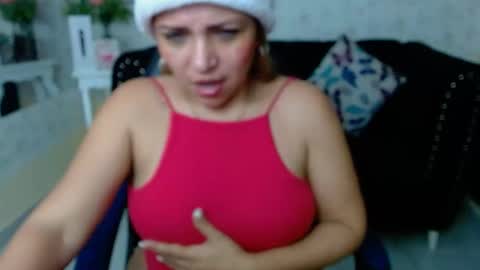 Snapshot of _sexyredhead_ chatting on December 17, 3:39 pm KATA online show from December 17, 3:39 pm