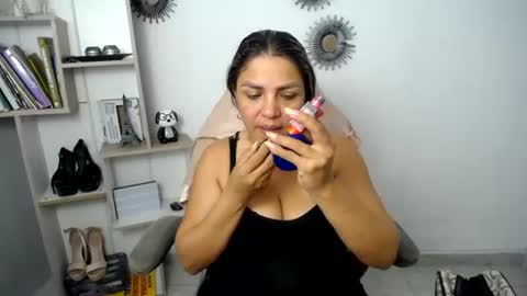 Snapshot of _sexyredhead_ chatting on June 9, 11:55 am KATA online show from June 9, 11:55 am