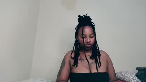 Snapshot of _sexysquirter chatting on December 1, 6:02 pm _sexysquirter online show from December 1, 6:02 pm