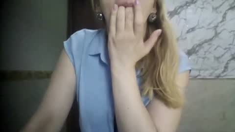  SexyXSveta  online show from April 10, 6:18 am