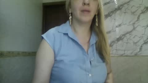 Snapshot of _sexyxsveta_ chatting on June 9, 4:57 am SexyXSveta online show from June 9, 4:57 am