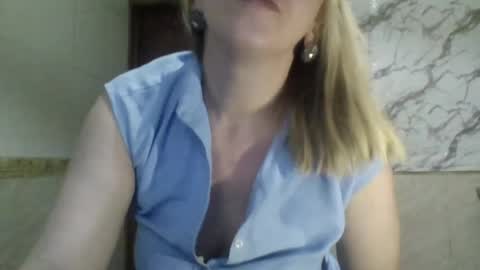 Snapshot of _sexyxsveta_ chatting on July 29, 12:53 am SexyXSveta online show from July 29, 12:53 am