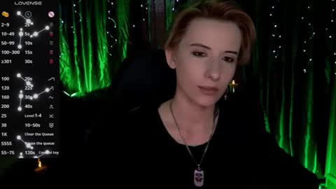 Snapshot of _shadow_devil__ chatting on June 24, 2:27 pm Alex online show from June 24, 2:27 pm