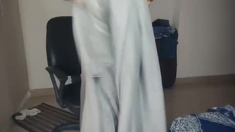 Snapshot of _shalini_0 chatting on October 10, 1:59 am _shalini_0 online show from October 10, 1:59 am