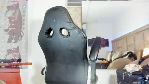 Snapshot of _shirleyy_ chatting on July 24, 6:17 pm Shirley online show from July 24, 6:17 pm