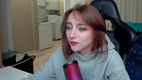 Snapshot of _silverdream chatting on October 2, 10:06 pm _silverdream online show from October 2, 10:06 pm