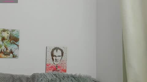 Snapshot of _silvia_vega_ chatting on January 25, 1:21 am _silvia_vega_ online show from January 25, 1:21 am