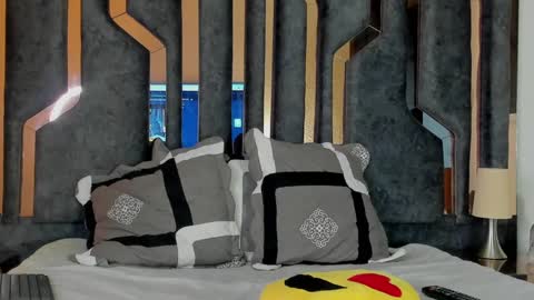 Snapshot of _silvia_vega_ chatting on February 22, 8:20 pm _silvia_vega_ online show from February 22, 8:20 pm