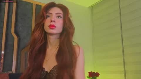 Snapshot of _silvia_vega_ chatting on June 15, 1:30 am _silvia_vega_ online show from June 15, 1:30 am