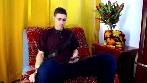 Snapshot of _skyleer_ chatting on October 20, 9:48 pm _skyleer_ online show from October 20, 9:48 pm