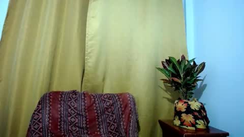 Snapshot of _skyleer_ chatting on October 26, 10:58 pm _skyleer_ online show from October 26, 10:58 pm