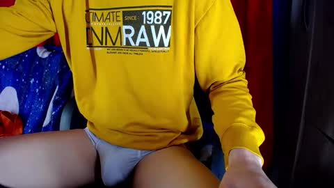 _skyleer_ online show from March 10, 12:15 am