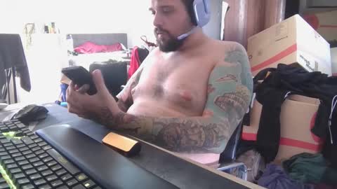 _smiley_bear27 online show from December 22, 4:20 am