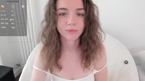 Snapshot of _snorkmaiden_ chatting on July 26, 12:34 pm Billy online show from July 26, 12:34 pm