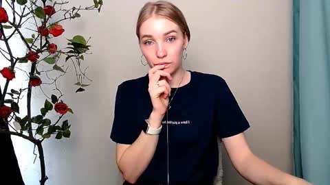 Rachel online show from March 17, 11:46 am