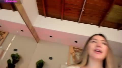 Snapshot of _sofia_cruz chatting on July 6, 7:38 pm 640 200 online show from July 6, 7:38 pm