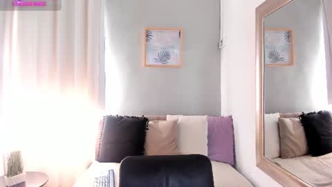 Snapshot of _sofia_cruz chatting on July 21, 7:38 pm 640 200 online show from July 21, 7:38 pm