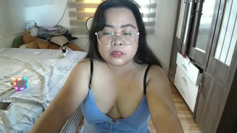 Anya online show from May 2, 3:11 am